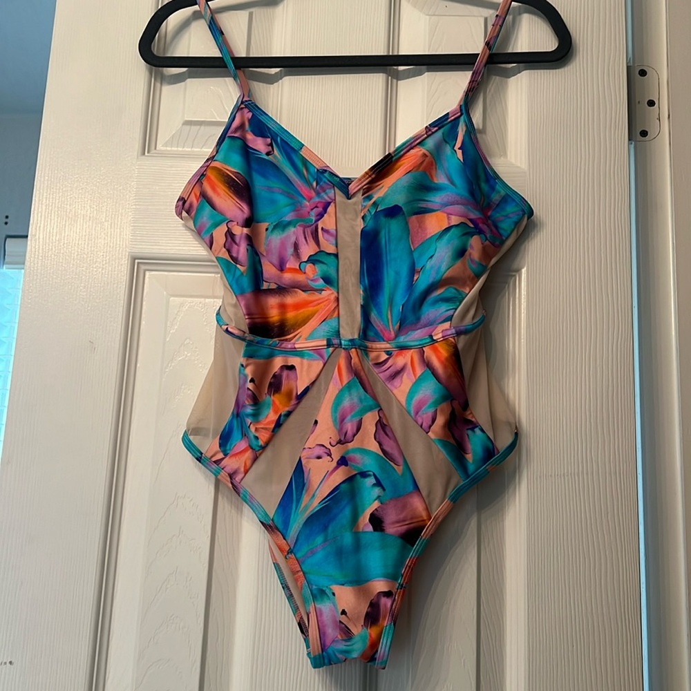 Pacsun floral swimsuit